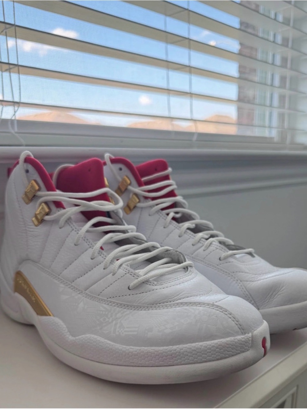 Air Jordan 12 Retro - White/University Red